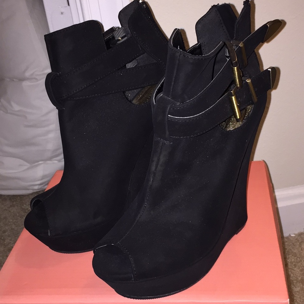 Booties - Picture 2 of 3